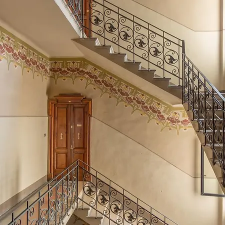 Liberty Apartment *